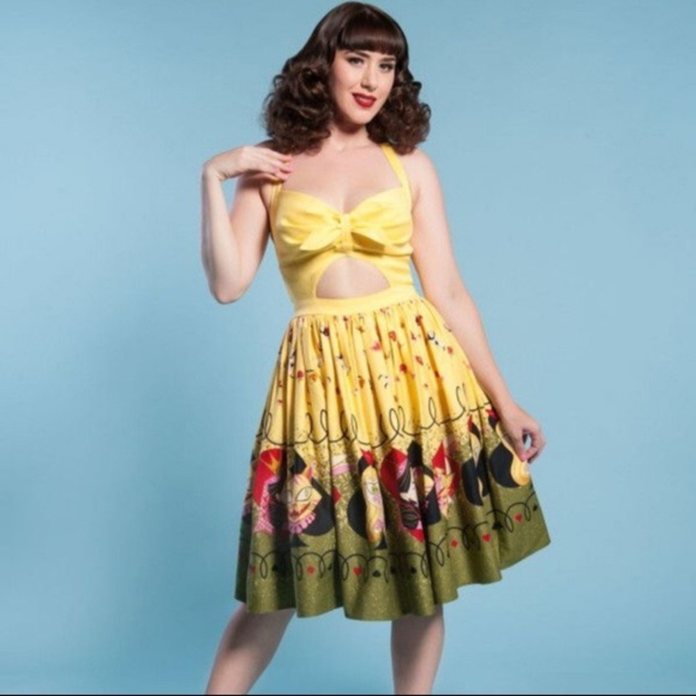 Pinup girl  Queen of Hearts Rene dress